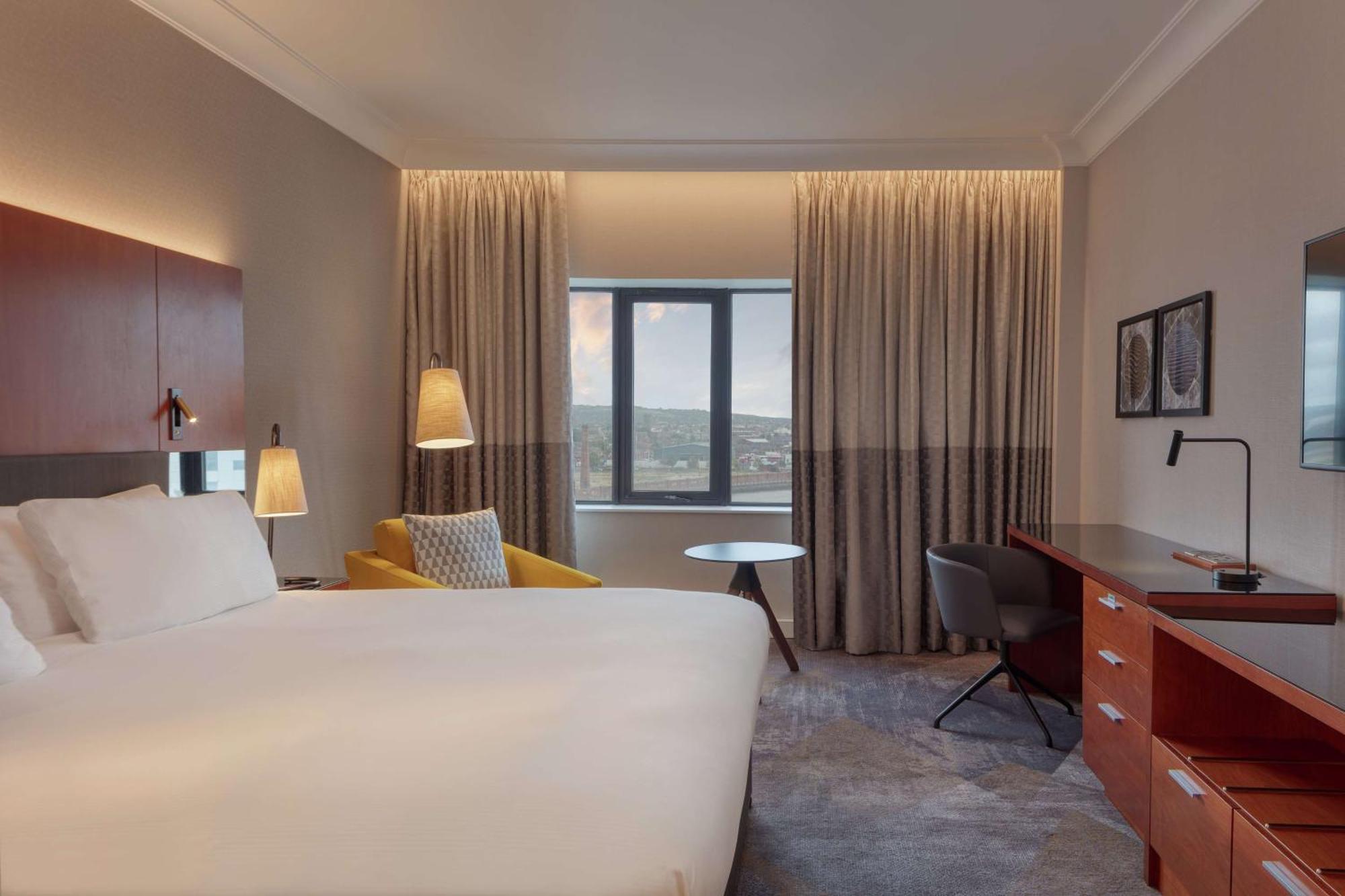 Deluxe King Room,1538967193:JPEG